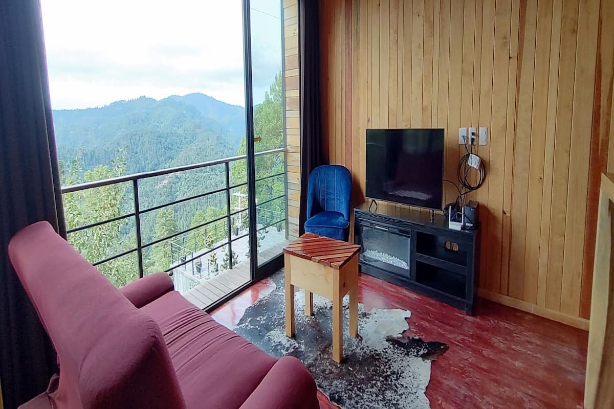 Traditional Cabin