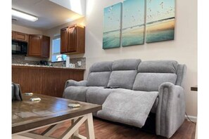 Smart TV - Golf Colony Resort condo near Myrtle Beach (Little River)