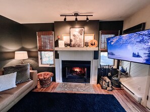 Smart-TV, Kamin