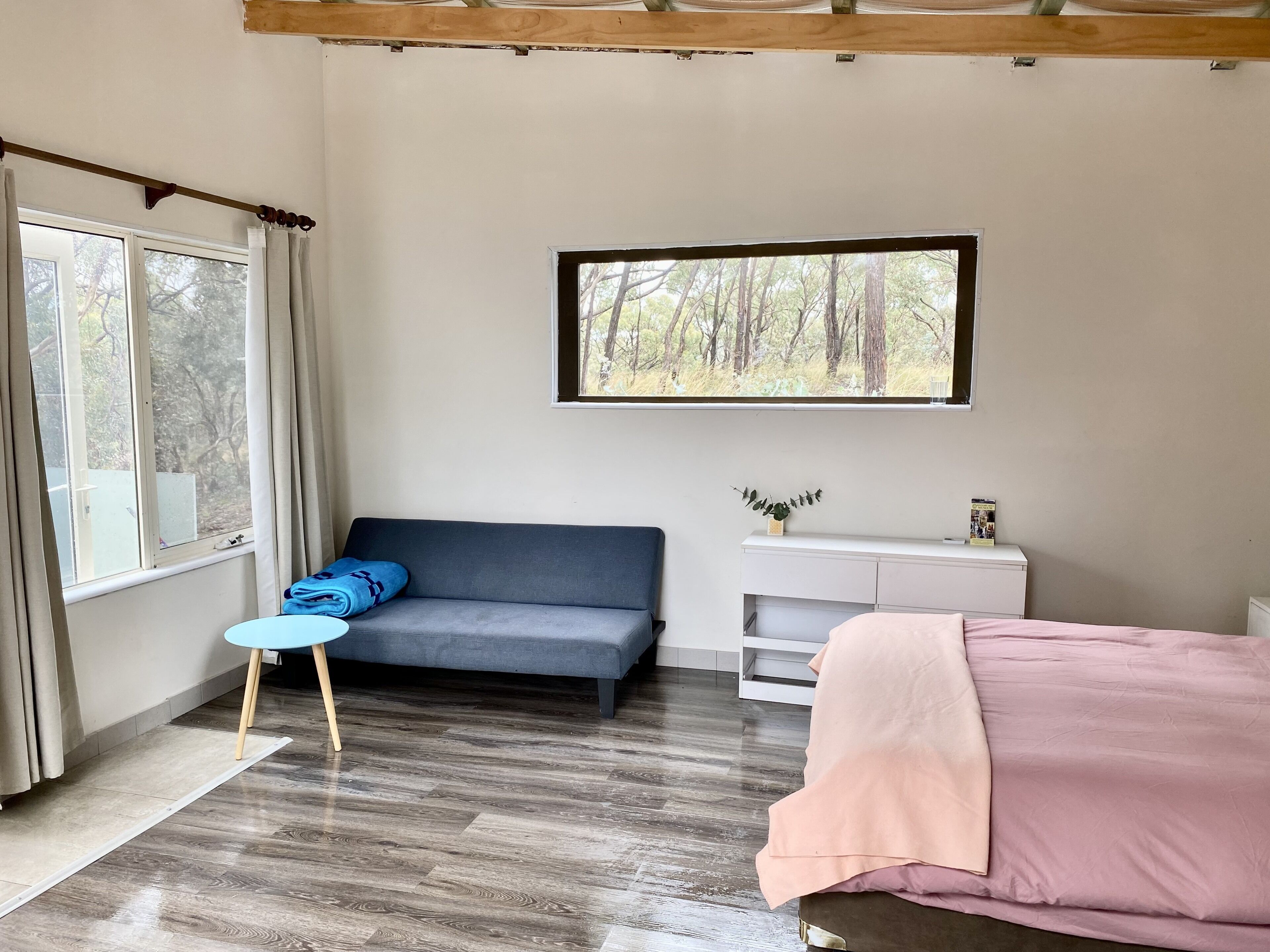 1 habitación y ropa de cama 