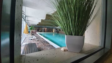 Inomhuspool och uppvärmd pool