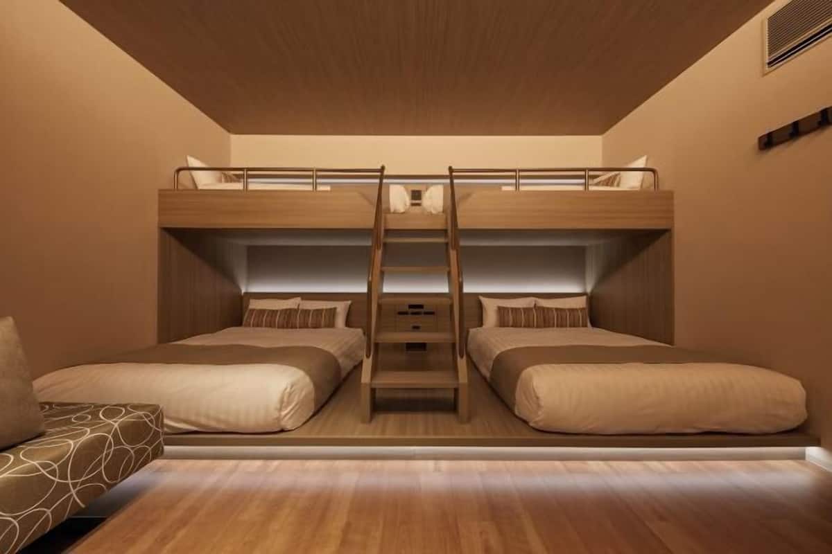In-room safe, free WiFi, bed sheets