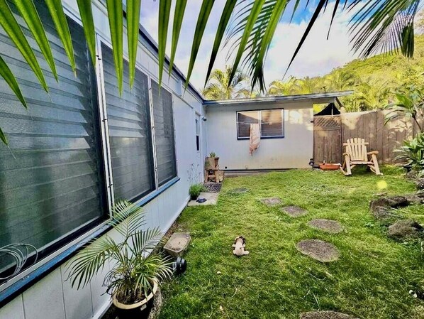 Terrace/patio - HOME STAY NEAR WAIMEA, 30 days of relaxation (Haleiwa)
