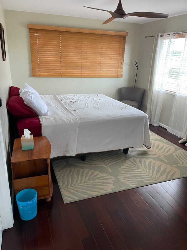 3 bedrooms, in-room safe, travel cot, free WiFi