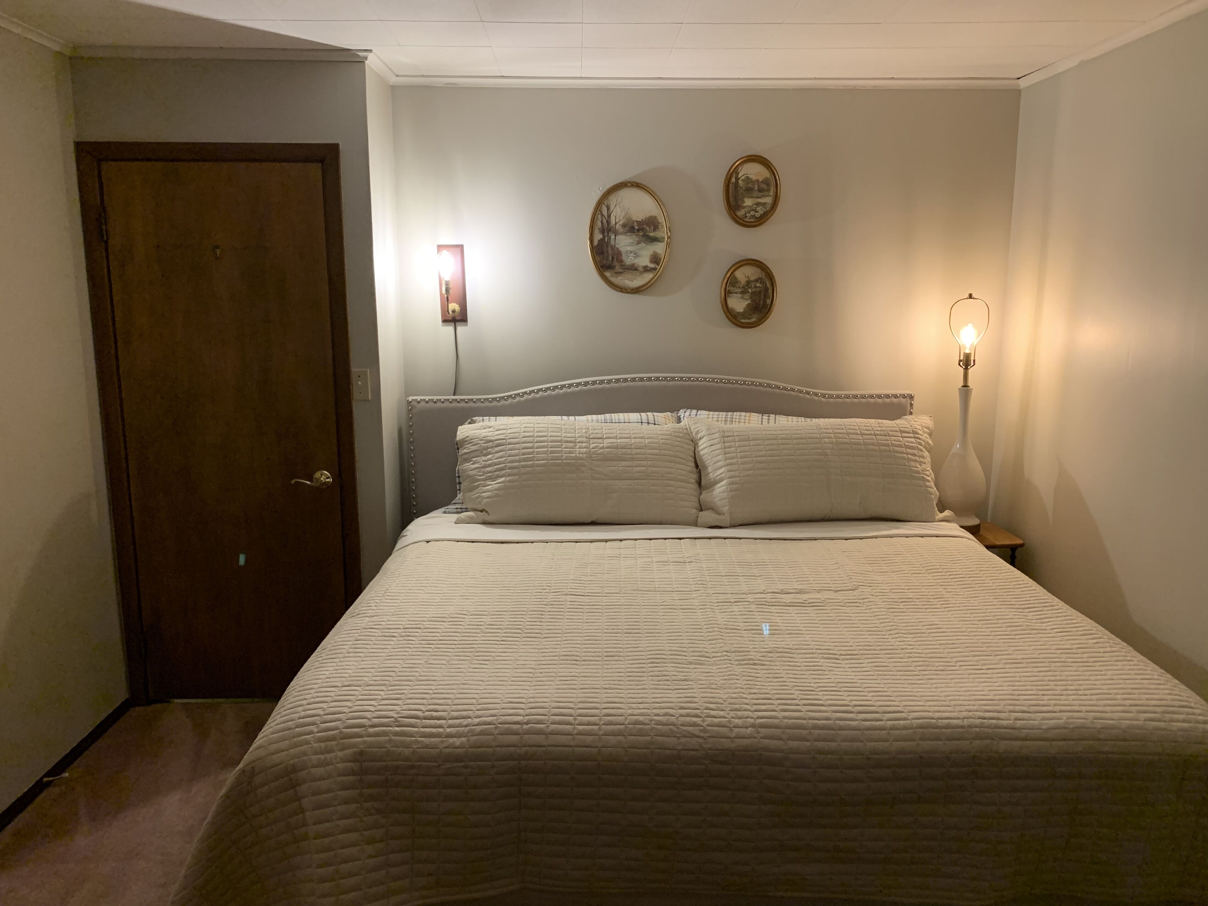 3 chambres, fer et planche à repasser, Wi-Fi gratuit, draps fournis