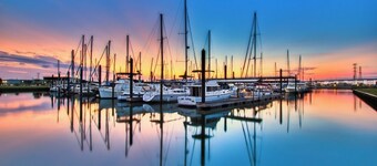 Looking for family retreat with coastal-island  vibes? Casa Verde is for you