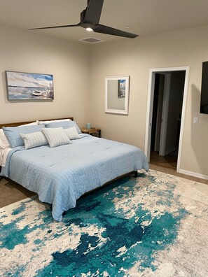 3 bedrooms, iron/ironing board, free WiFi, bed sheets - Brand new 3 bedroom home with,  Lake view and 55’ garage for your boat or RV.   (Lake Havasu City)