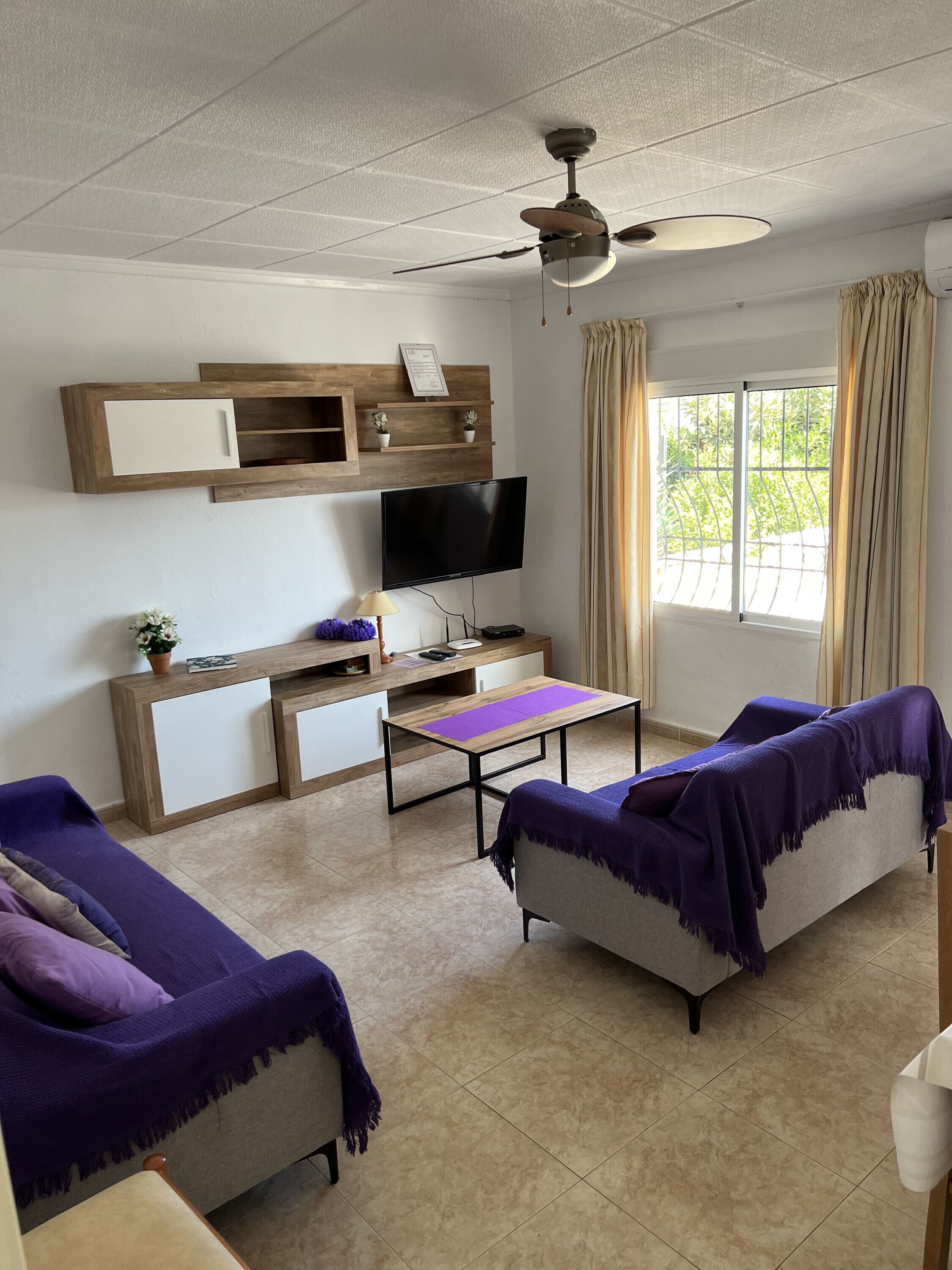 Televisio, DVD-soitin, stereot