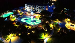 Seasonal outdoor pool