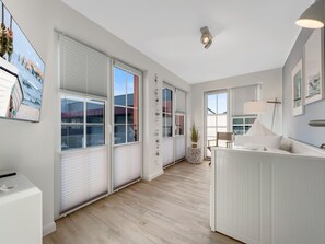 2 habitaciones, cuna de viaje, wifi y ropa de cama
