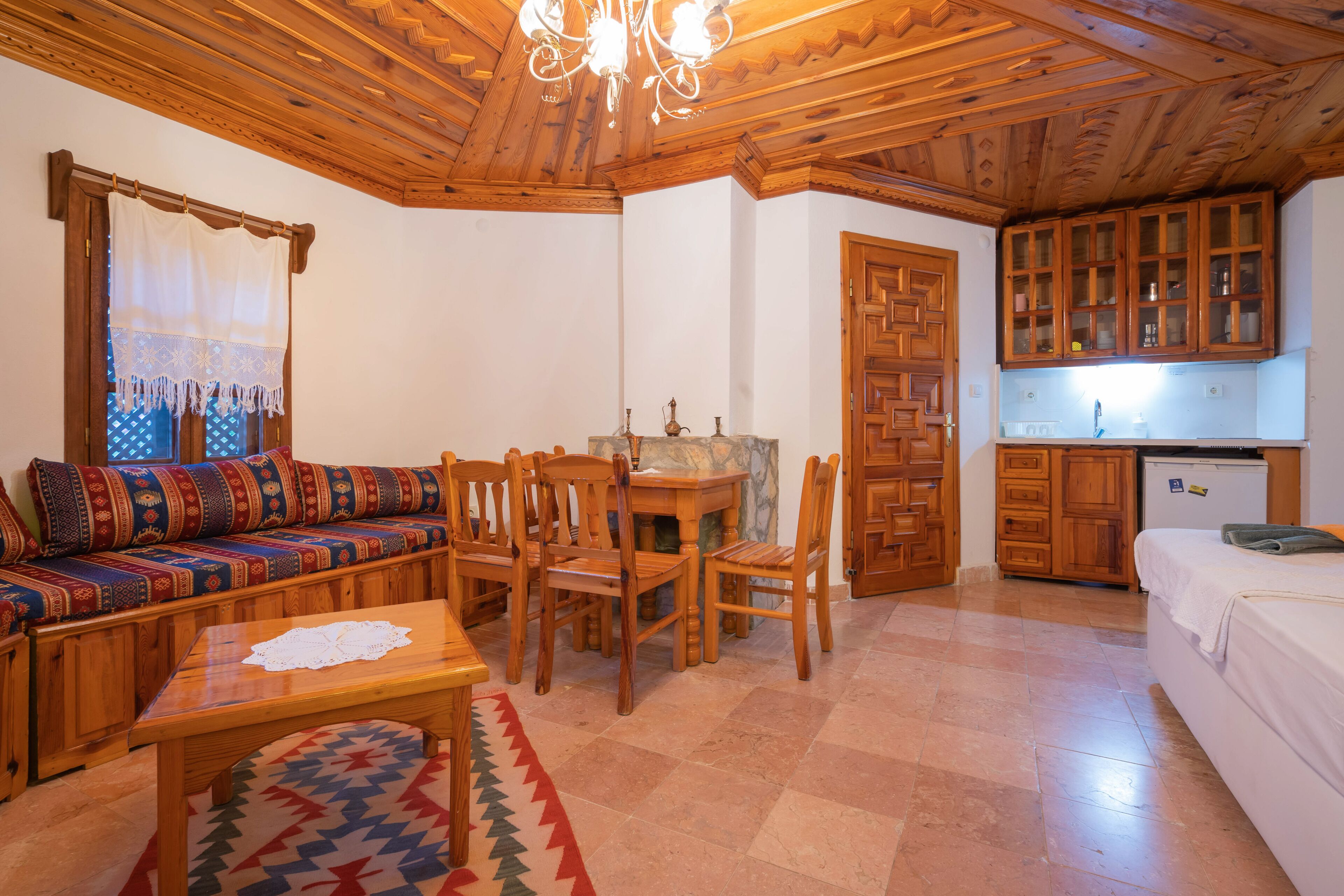 family suite | living area