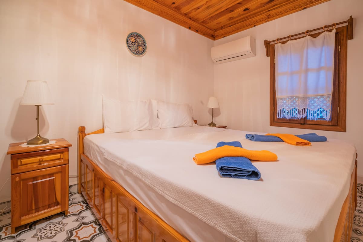 1 bedroom, minibar, individually decorated, individually furnished