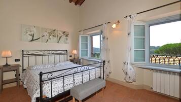 2 chambres, Wi-Fi gratuit, draps fournis