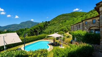 Appartement Standard, 2 chambres, four à micro-ondes, côté montagne (Ginepro Grillo) | Piscine
