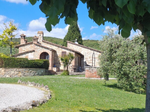 Loft, 2 Bedrooms, Smoking, Patio | Exterior - Villa With Swimming Pool, Fenced, 10 bed Places Toscana Wi-fi (Asciano)