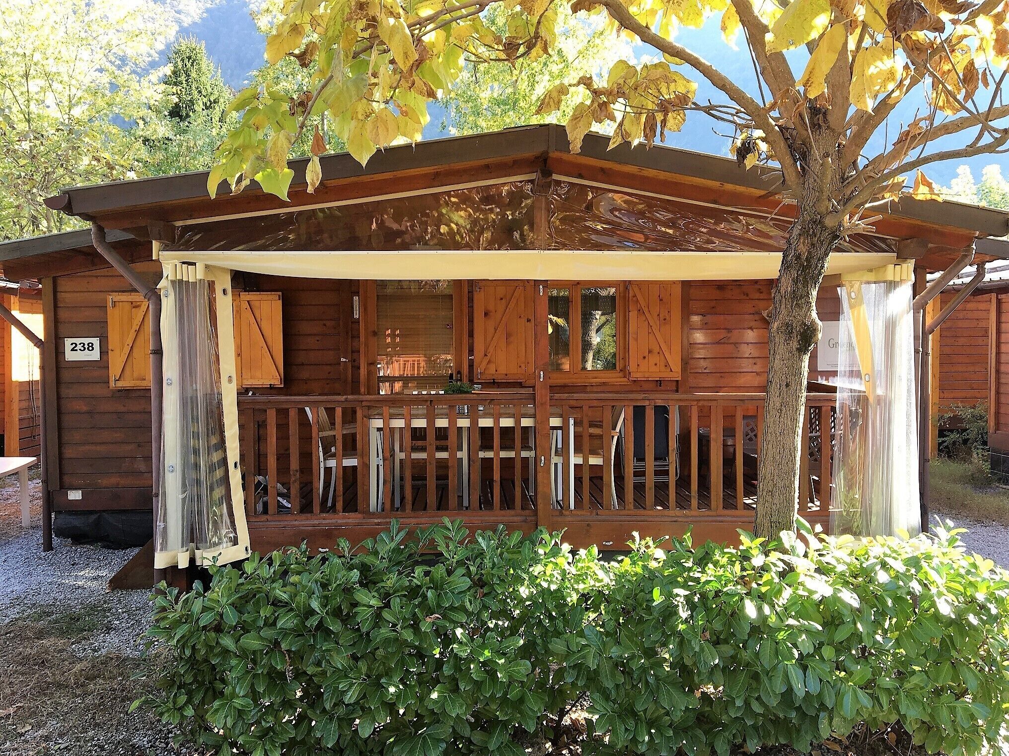 Maison, 2 chambres, balcon, vue montagne | Enceinte de l’hébergement