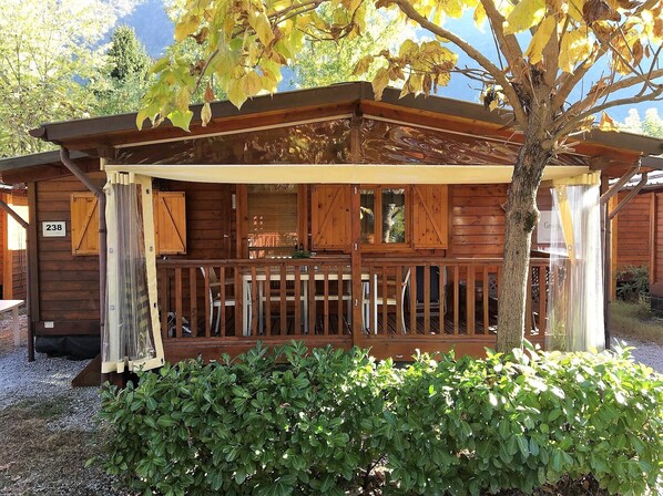 House, 2 Bedrooms, Balcony, Mountain View | Property grounds - Italy Lago Di Lugano Porlezza (Porlezza)