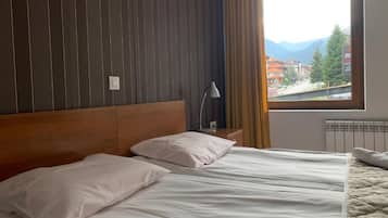 Room, 1 Bedroom, Balcony, City View | 1 bedroom