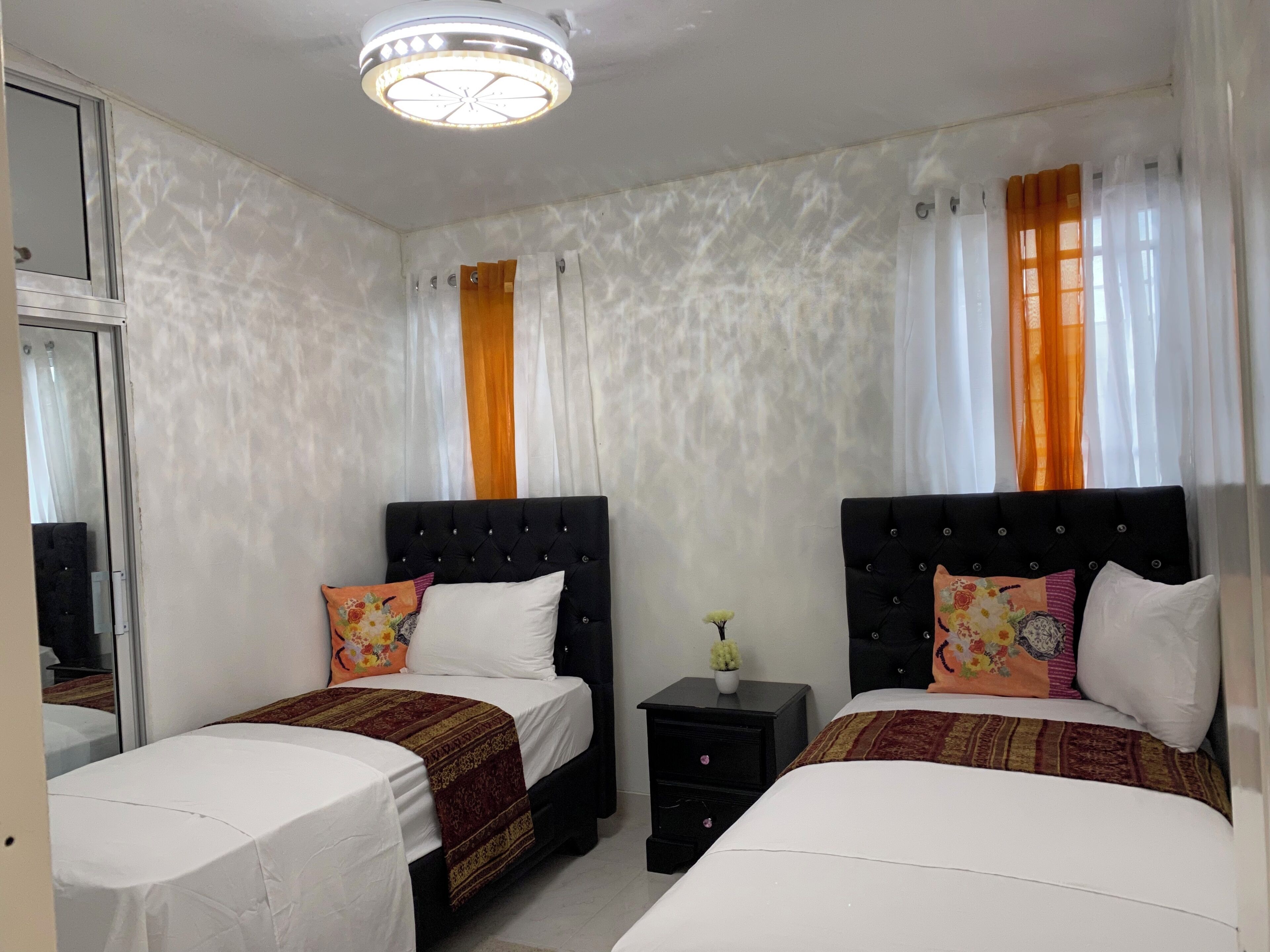 Apartamento, 4 quartos, varanda, vista para o jardim | 3 quartos