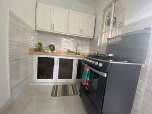 Appartement, 3 chambres, patio, vue jardin | Intérieur