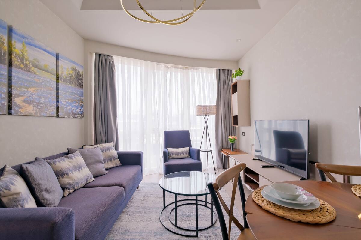 1 bedroom, in-room safe, iron/ironing board, WiFi (free)