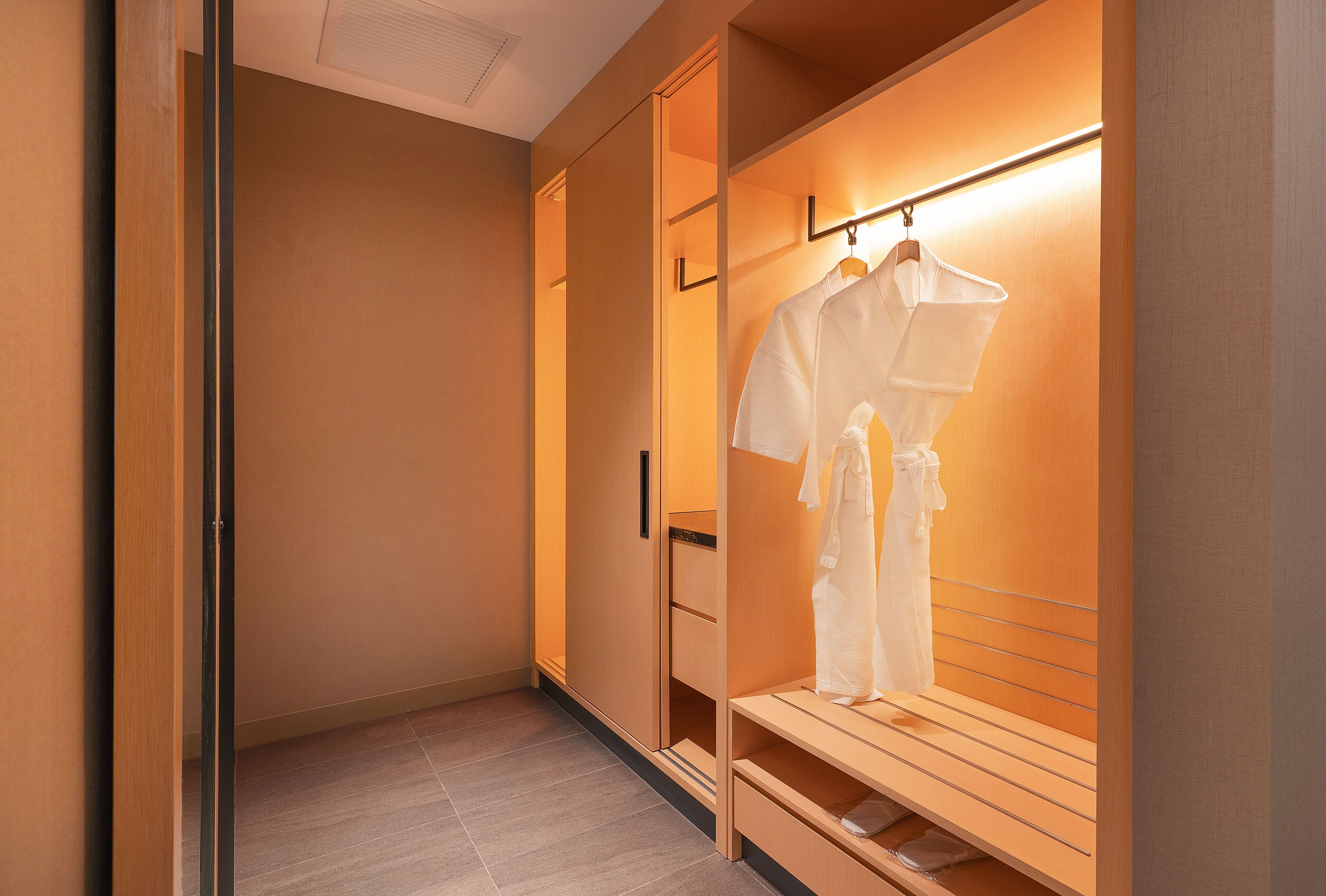 premium suite | in-room safe, desk, laptop workspace, blackout curtains
