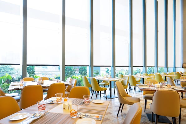 Spécialités Cuisine locale et internationale