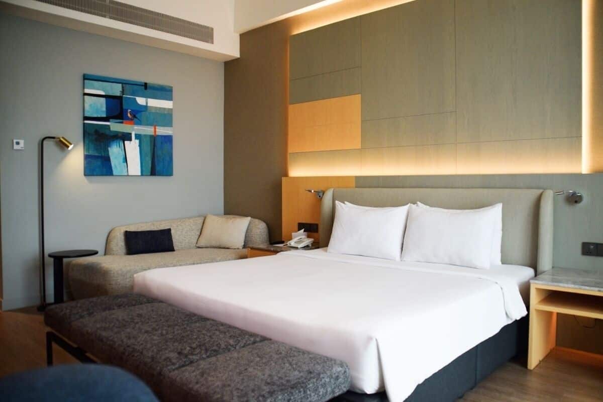 Executive Double Room | In-room safe, desk, laptop workspace, blackout drapes