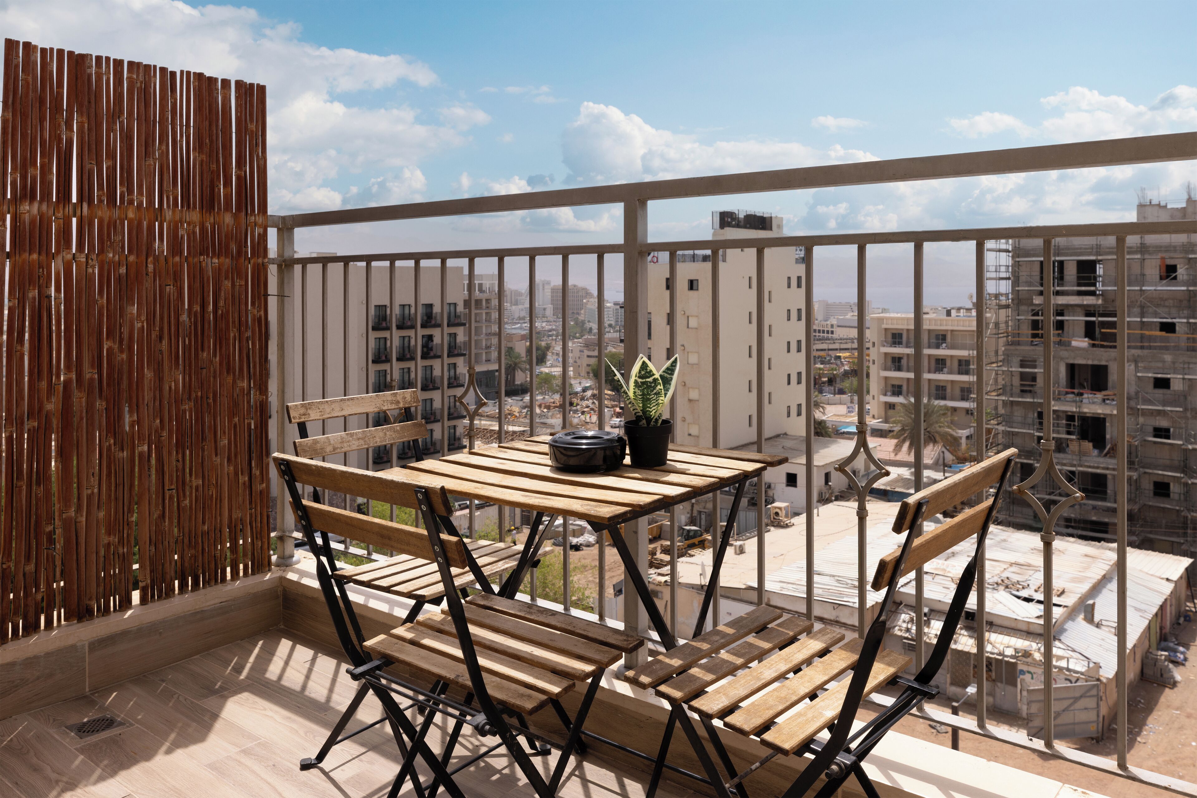 Comfort-Apartment, 1 Doppelbett, Balkon, Stadtblick | Terrasse/Patio