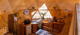 Domo Lodge