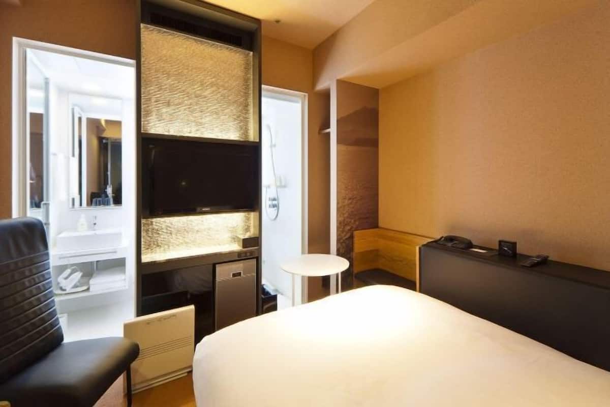 In-room safe, desk, blackout curtains, iron/ironing board