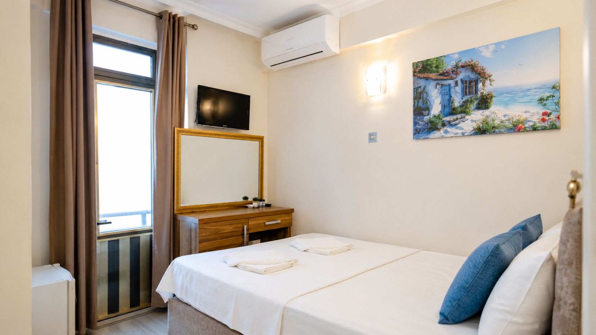 Standard Double Room, 1 Double Bed, Garden View | Free WiFi, bed sheets