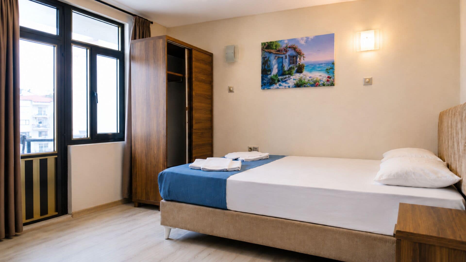 Standard Double Room, 1 Double Bed, Garden View | Free WiFi, bed sheets