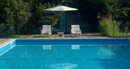Le Patio prÚs de Bergamo avec piscine d'été