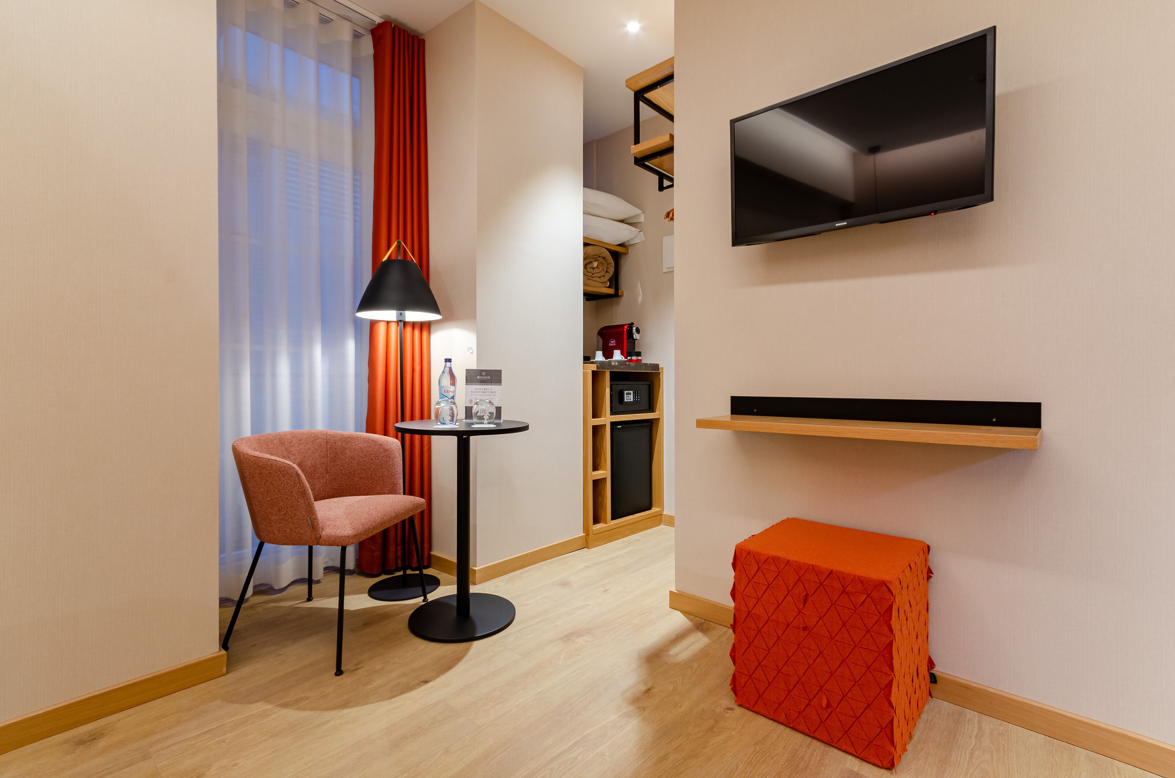 standard double or twin room | hypo-allergenic bedding, minibar, in-room safe, laptop workspace