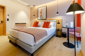 Habitación estándar con 1 cama doble o 2 individuales | Ropa de cama hipoalergénica, minibar, caja fuerte
