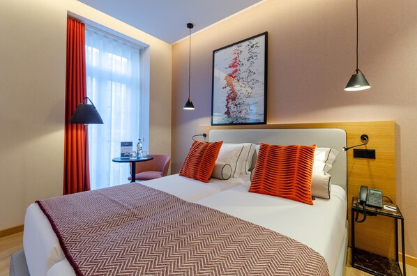 Superior-Doppel- oder -Zweibettzimmer