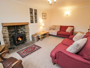 Cottage | Living room - Springfield Cottage (Whitby)