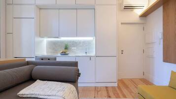 TV, offices