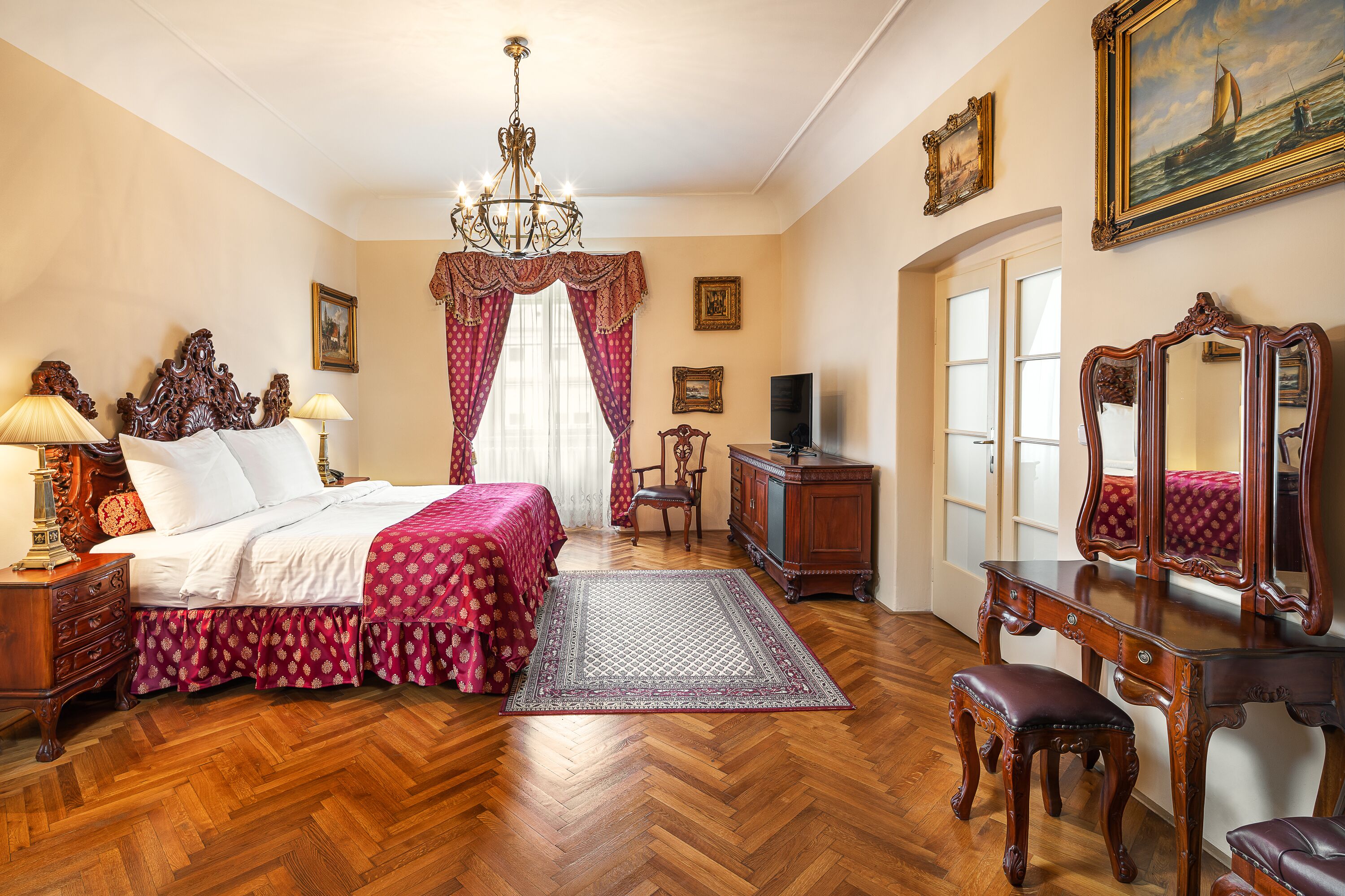 尊爵公寓 | Select Comfort 床墊、客房內保險箱、熨斗/熨衣板、折疊床/加床