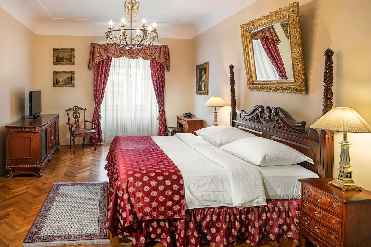 Exclusive-Apartment