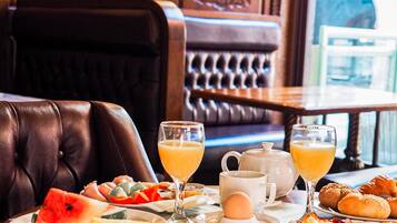 Frokostbuffé er inkludert hver dag