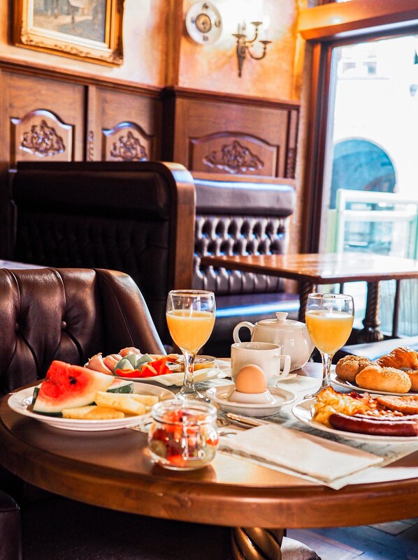Petit déjeuner buffet compris tous les jours