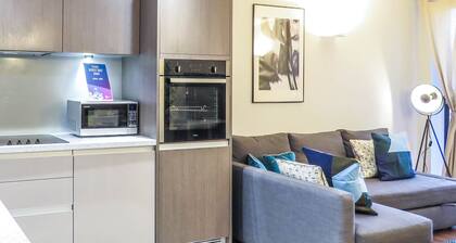 Tudors eSuites City Centre House