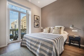 4 quartos, ferros/tábuas de passar roupa, Wi-Fi de cortesia