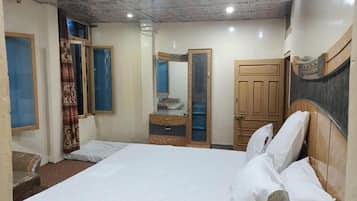 Standard Double or Twin Room | Free WiFi
