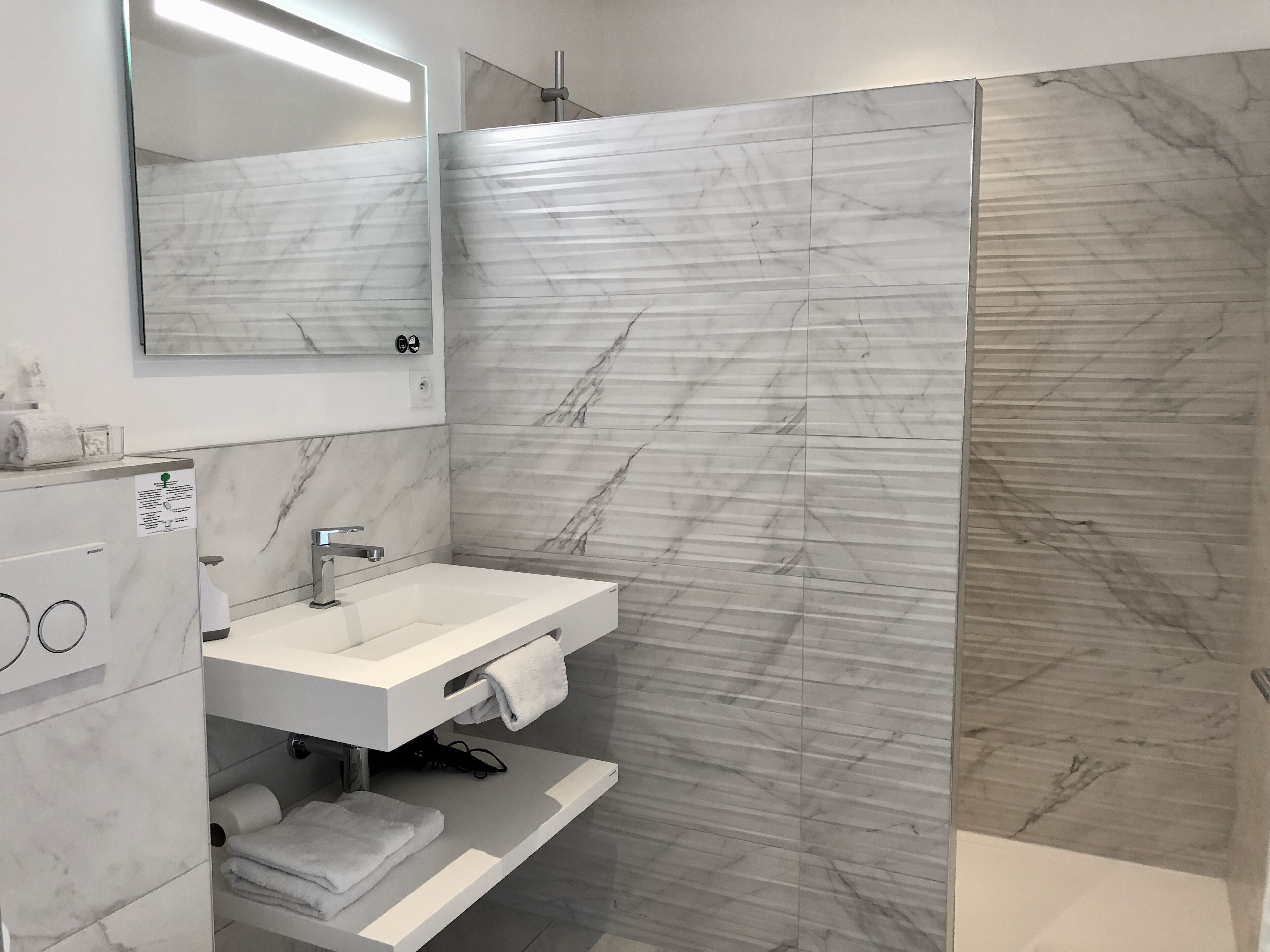 Foto - HÔTELYA - Lille Villeneuve d'Ascq