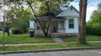 Beautiful 4-bed House in Bloomington With Sauna