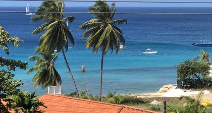 Lantana Barbados 3 Bedroom, 2 Bathroom with beautiful sea views.