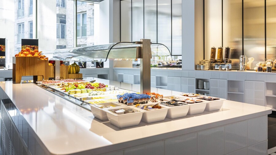 Mercure Amsterdam North Station